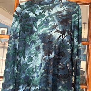 Investments Dark Teal and Green Leaf Pattern Long Sleeve Shirt